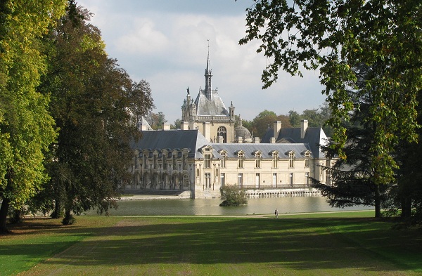 Parting shot of the Chateau de Chantilly. GLK