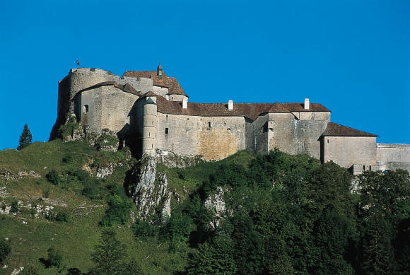 Château de Joux, La Cluse et Mijoux © CRT Bourgogne-Franche-Comté