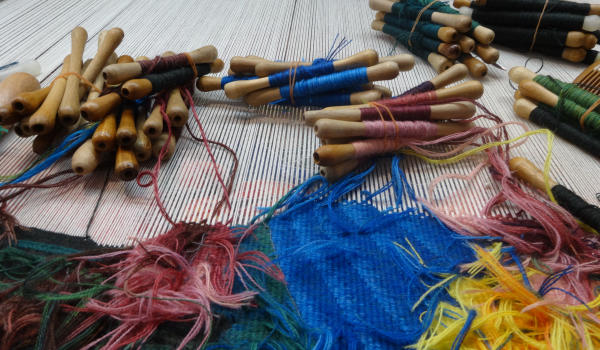 Tapestry Weaving: Using a Cartoon