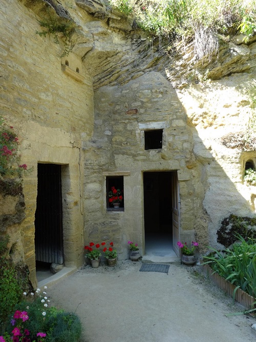 FR10-Rochemenier troglodyte village-GLK