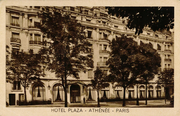 Hotel Plaza Athenee - Facade -FR