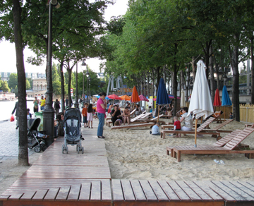 Paris Plage along Bassin de la Villette.