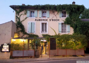 Provence restaurants, Auberge Saint Roch in Beaumes de Venise.