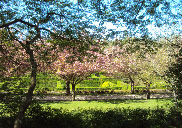 A stroll through the gardens of Beauregard. C. LaBalme