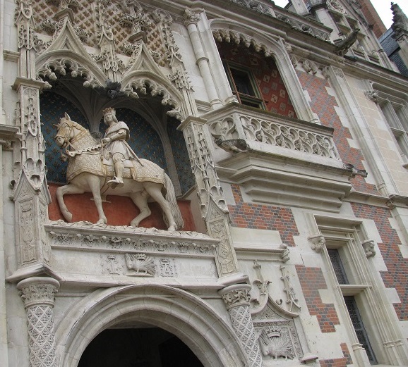 Louis XII on horseback above the entrance to Blois Castle. GLK