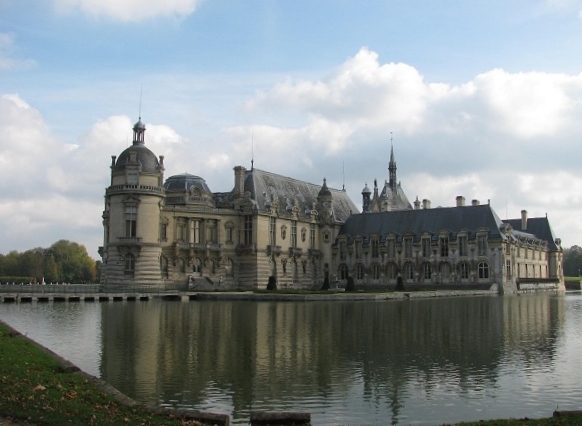 Chateau de Chantilly. GLK