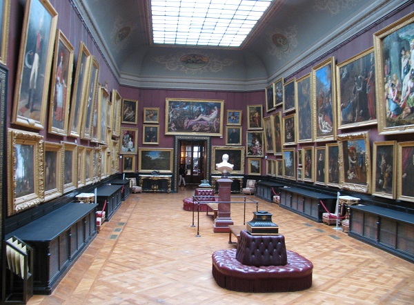 A portion of the rich art collection at Chantilly. GLK