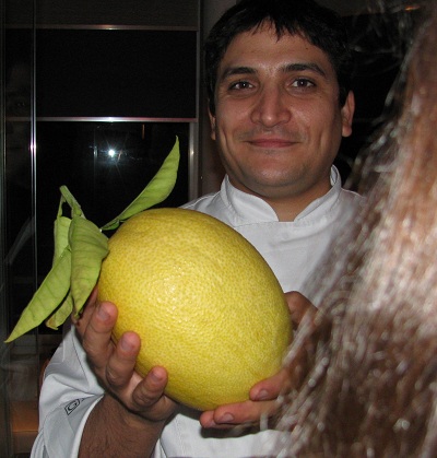 Mauro Colagreco of Mirazur with a grapefruit. Photo GLK.
