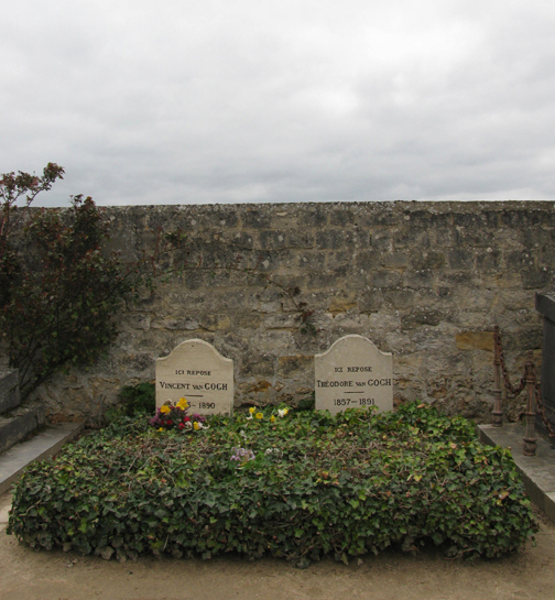 Tombs of Vincent and Theo Van Gogh at Auvers-sur-Oise. Photo GLK