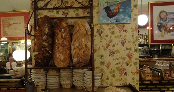 La Poule au Pot, bread, Paul Racat