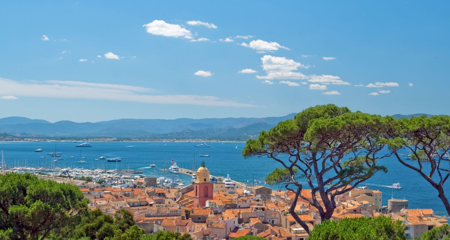 Overlooking Saint-Tropez ©Saint-Tropez Tourisme-Roman Quenin Overlooking Saint-Tropez ©Saint-Tropez Tourisme-Roman Quenin