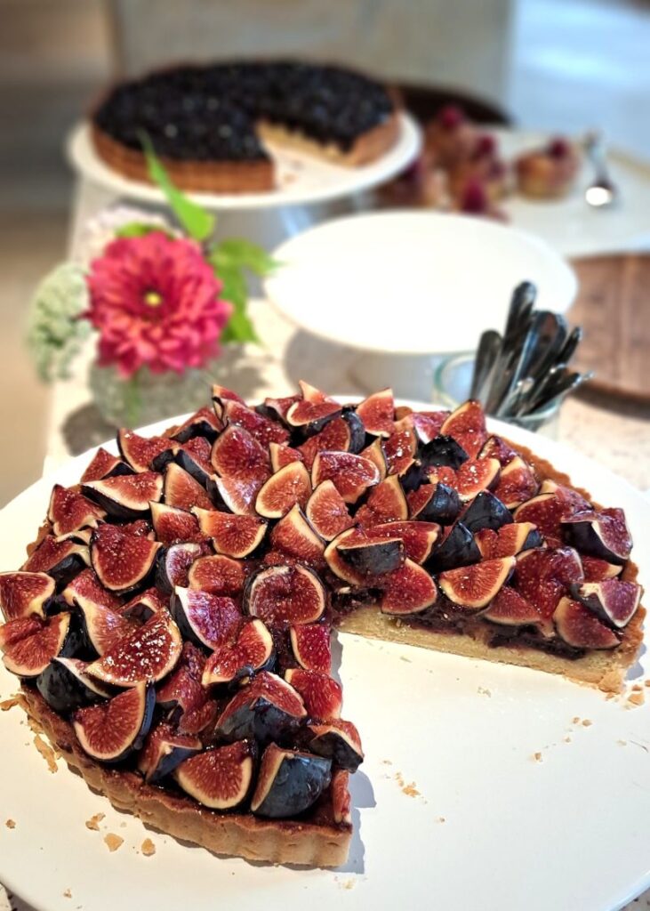 Fig tart at Papapa, Victor Hugo Museum, Marais, Paris. Photo GLK.