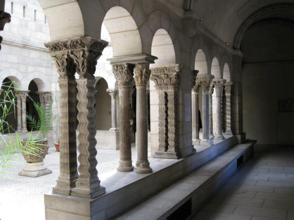 Portions of the cloister from Saint-Guilhem-le-Désert reconstucted at The Cloisters in New York. © M. Esris.