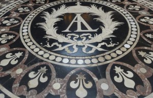 Val de Grace chapel floor showing the initials of Anne (of Austria) and Louis (XIII). GLK.