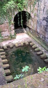 Vestige in Vénérand of the source of a Roman aqueduct serving Saintes. Photo GLK